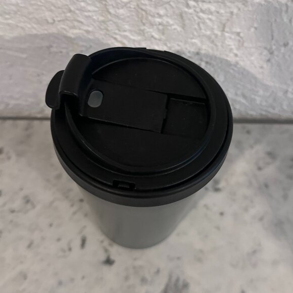 RARE UNIQLO Limited Edition Anniversary Tumbler – Japan Exclusive – Travel Coffe - Picture 6 of 8